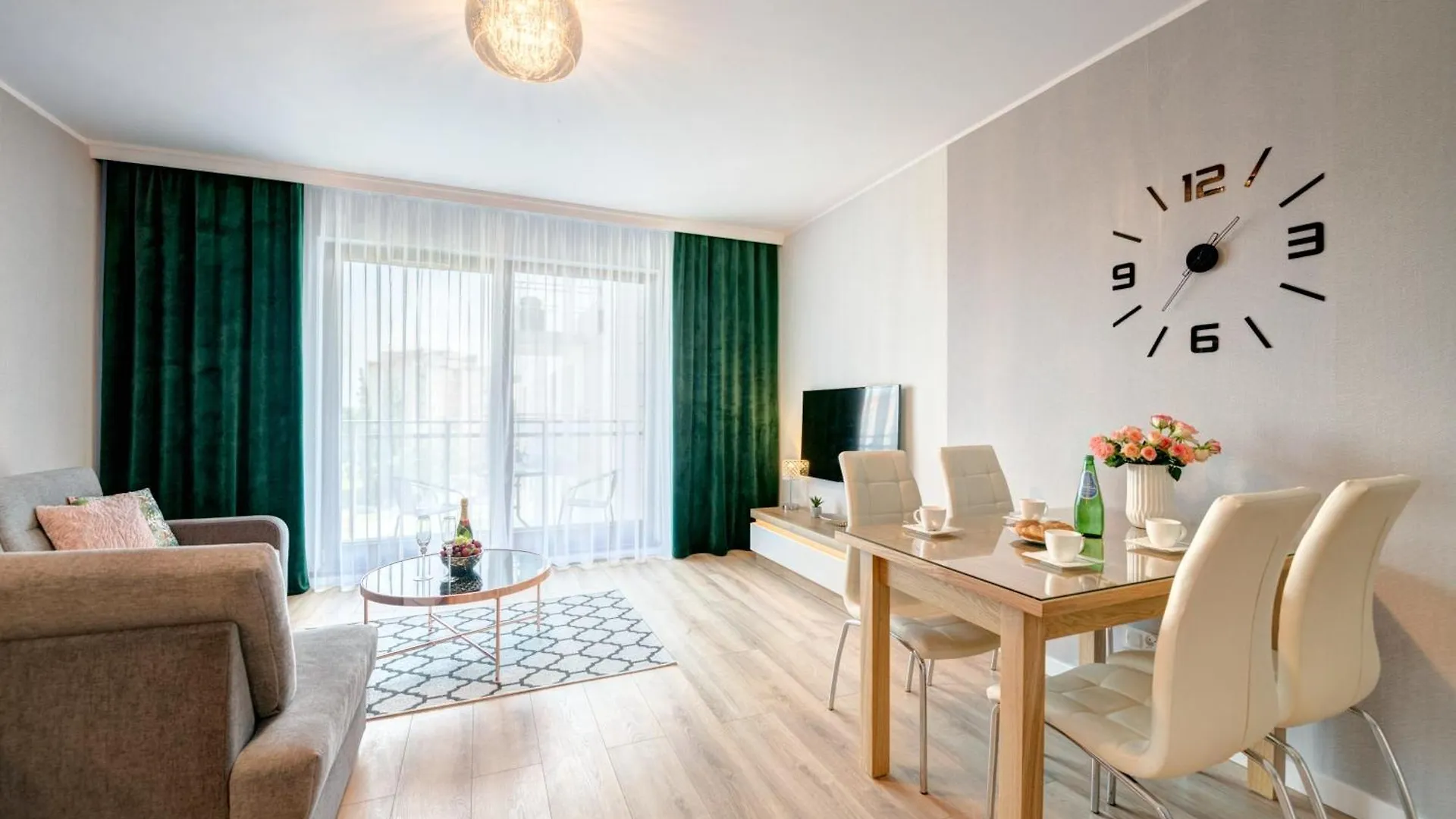 Live & Travel Apartments Number 1 Gdansk