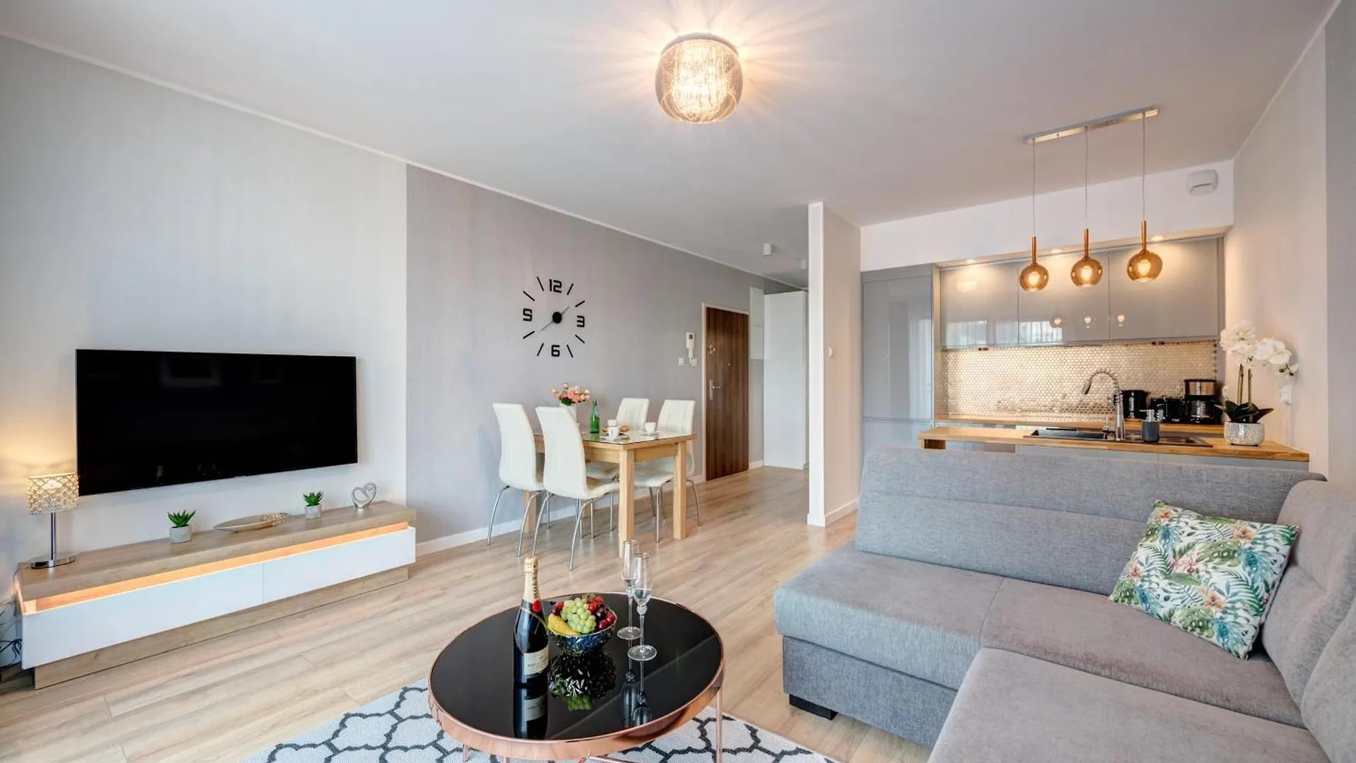 Live & Travel Apartments Number 1 Гданьск