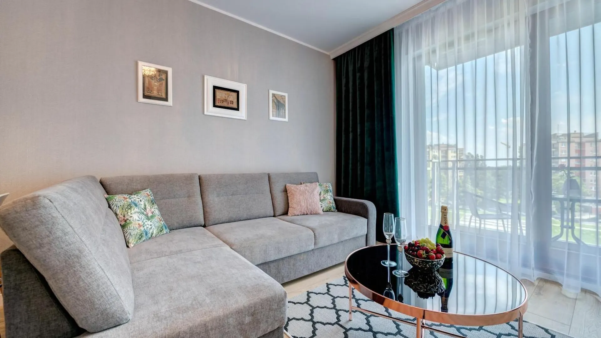 Live & Travel Apartments Number 1 Гданьск Польша
