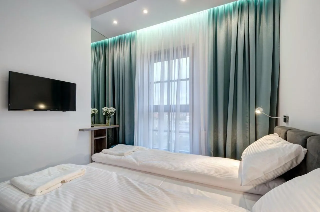 Live & Travel Apartments Number 1 Гданьск